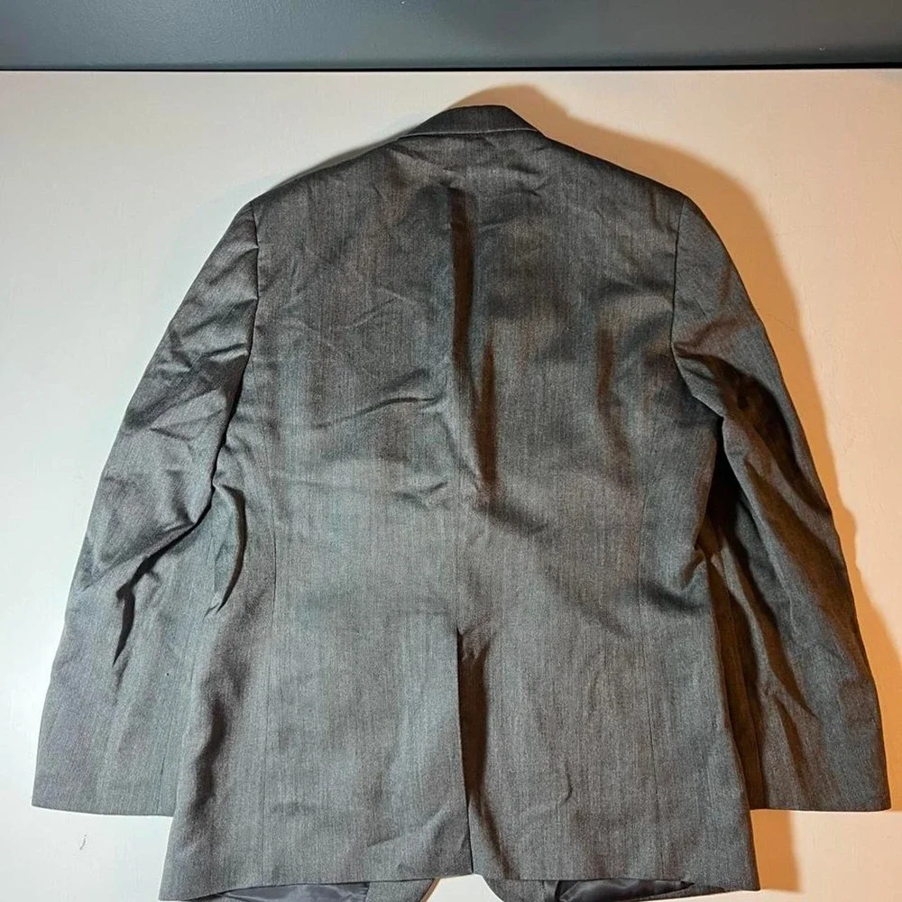 Ralph Lauren gray herringbone blazer with satin lining, size 42R